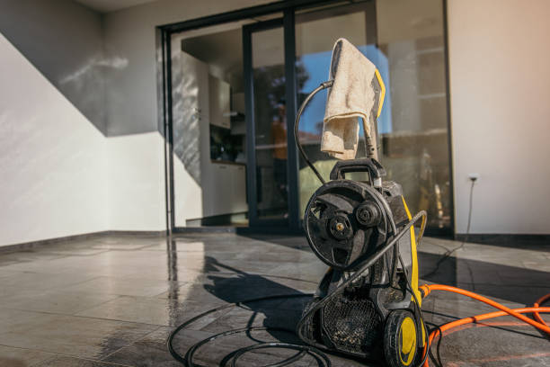Best Pool Deck Cleaning  in La Crescenta Montrose, CA